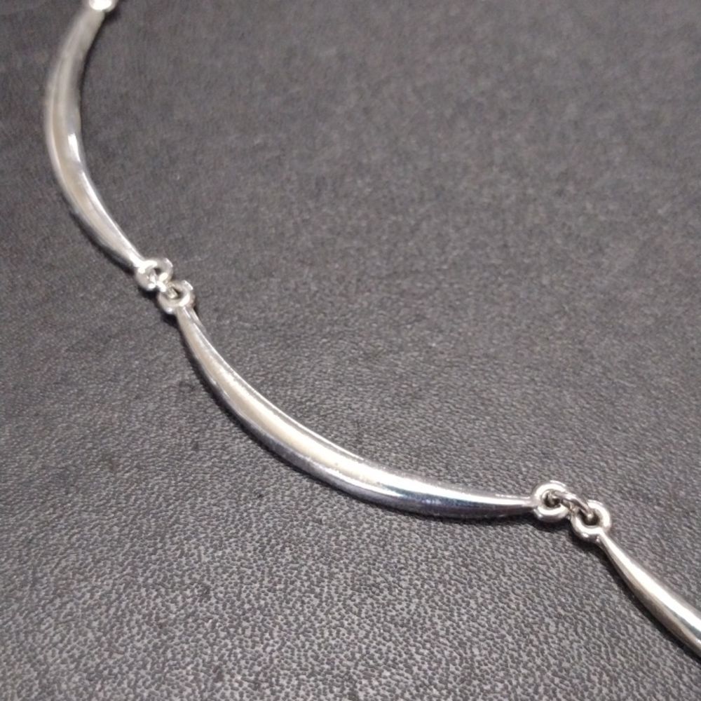 Vintage Lady Remington silver tone necklace 16-19.5"